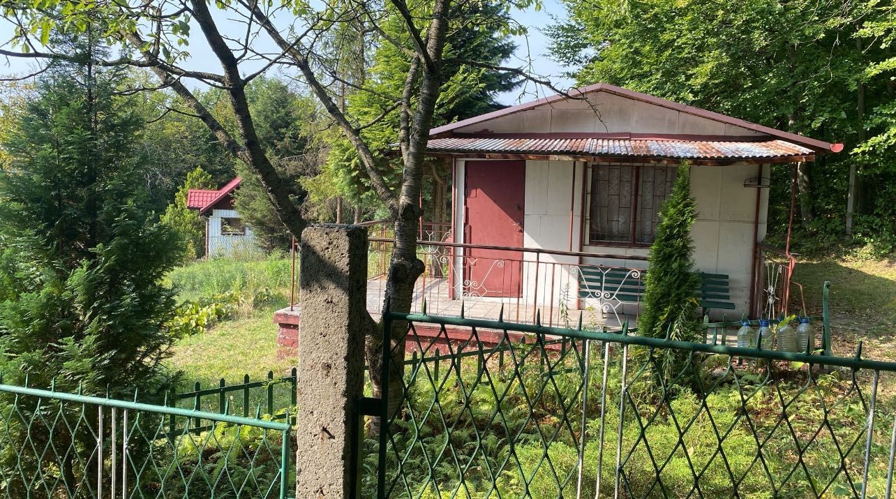 działka o powierzchni 1300 m² w miejscowości Hutki-Kanki,