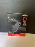 SDD накопичувач SanDisk Extreme Portable V2 1 TB (SDSSDE61-1T00-G25)