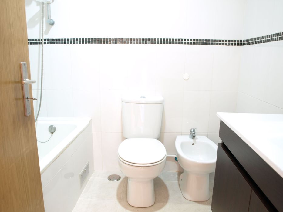 T2 centro Azambuja, perto estação CP, a 30 m de Lisboa