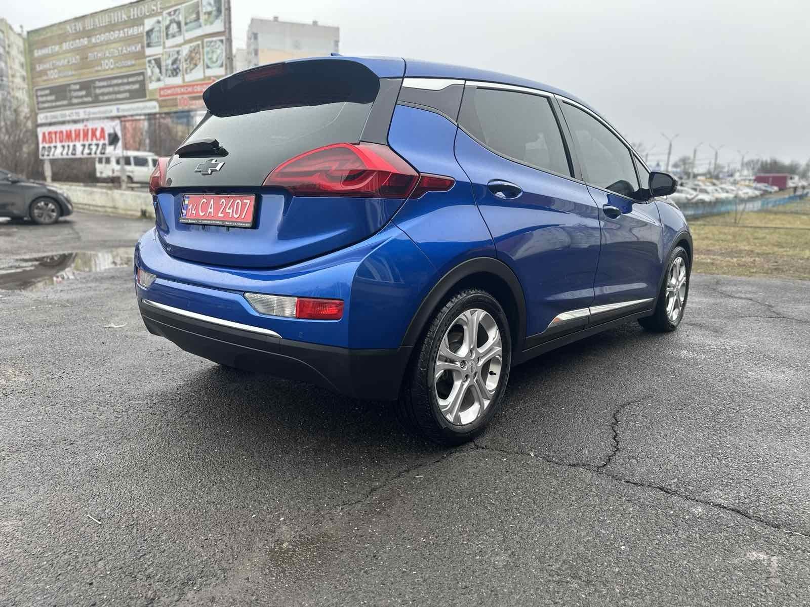 Chevrolet Bolt EV LT