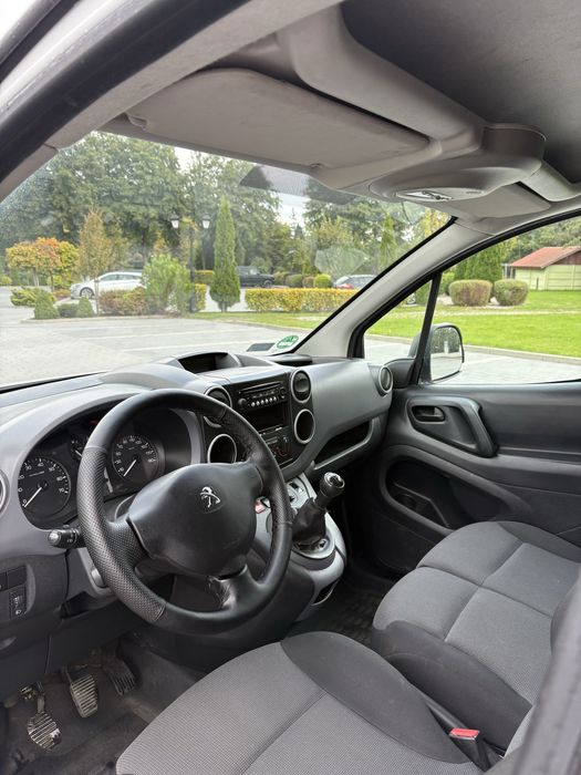 Peuheot Partner !! 1.6 HDI !! Zadbany !! 3os (Berlingoo )