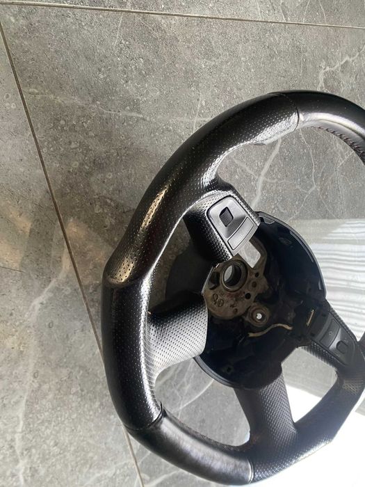 Kierownica Audi A6 C6 w bardzo dobrym stanie ŚCIĘTA