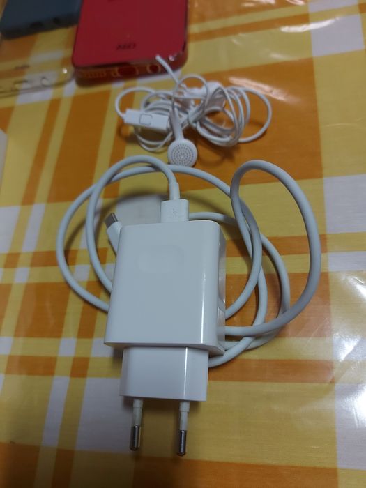 Huawei P40 lite (excelente estado)