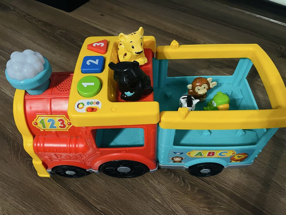 Pociąg ze zwierzętami Fisher Price