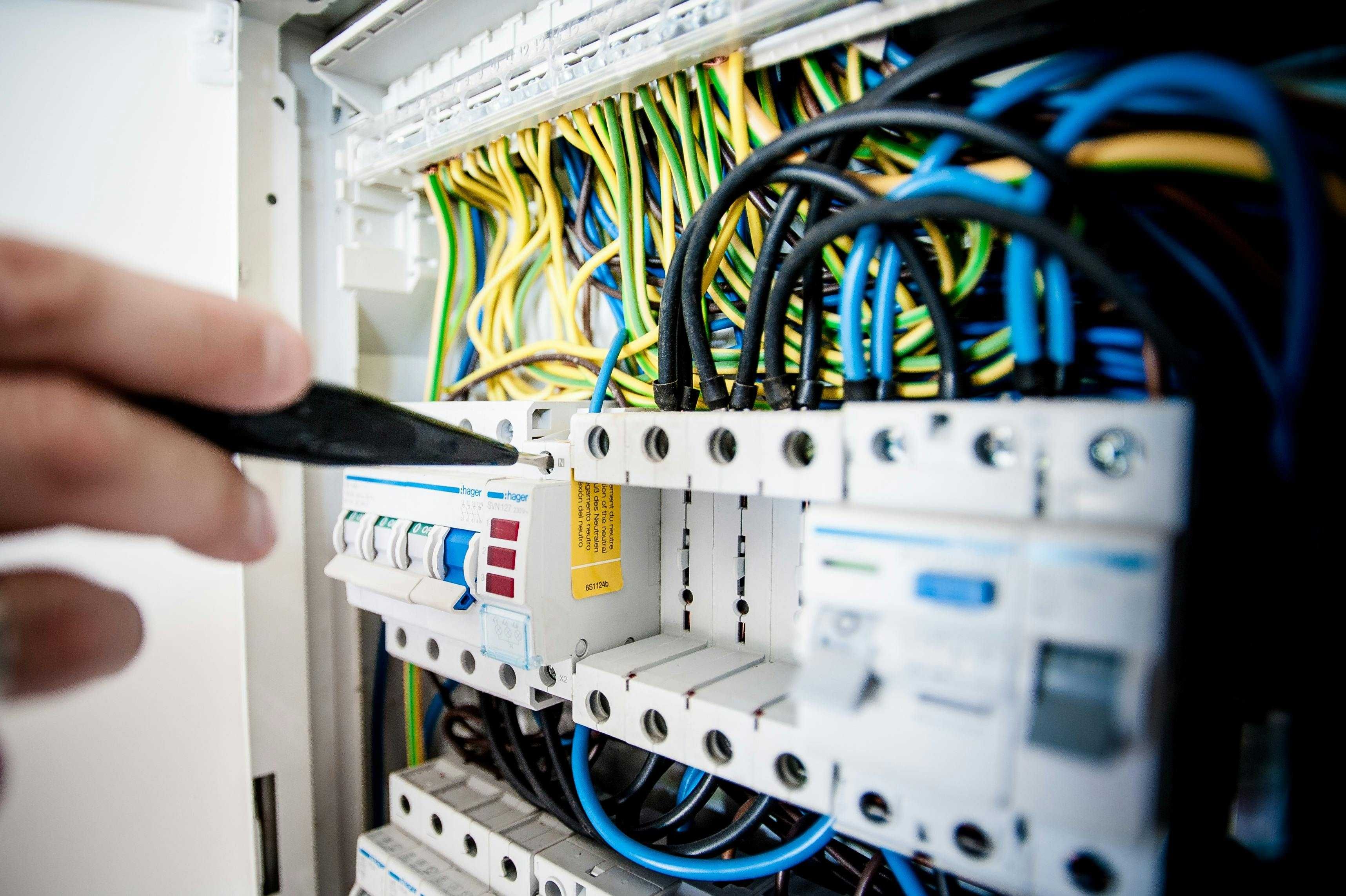 Serviços de engenharia eletrotécnica – Projetos / Licenciamentos