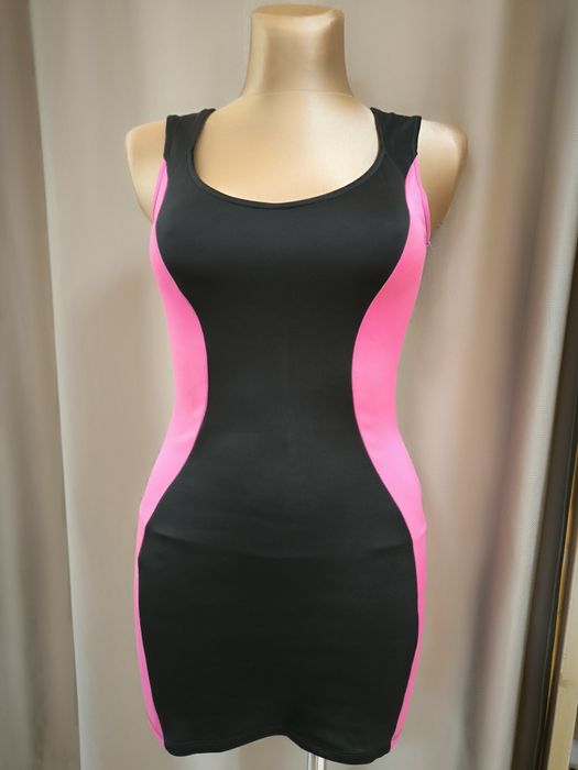 Sukienka dopasowana sexy plecy koronka xs/s