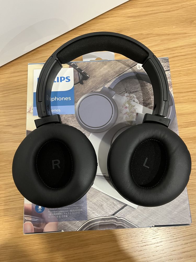 Headsets Philips sem fios TAH5205BK Pretos