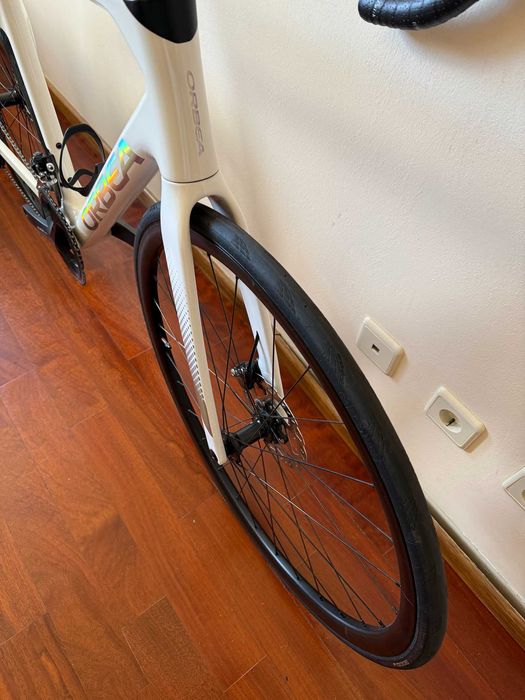 Orbea Orca M30 2023 - Shimano 105 (11v) Mecânico - Excelente Estado!