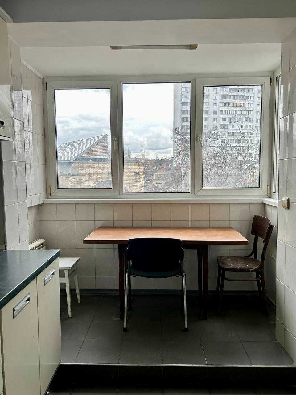 3 кімнатна на Нивках, Януша Корчака (Баумана) 64, біля парку, метро
