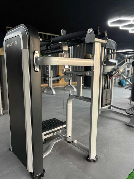 Máquina Gémeos/Agachamentos BODYTONE
