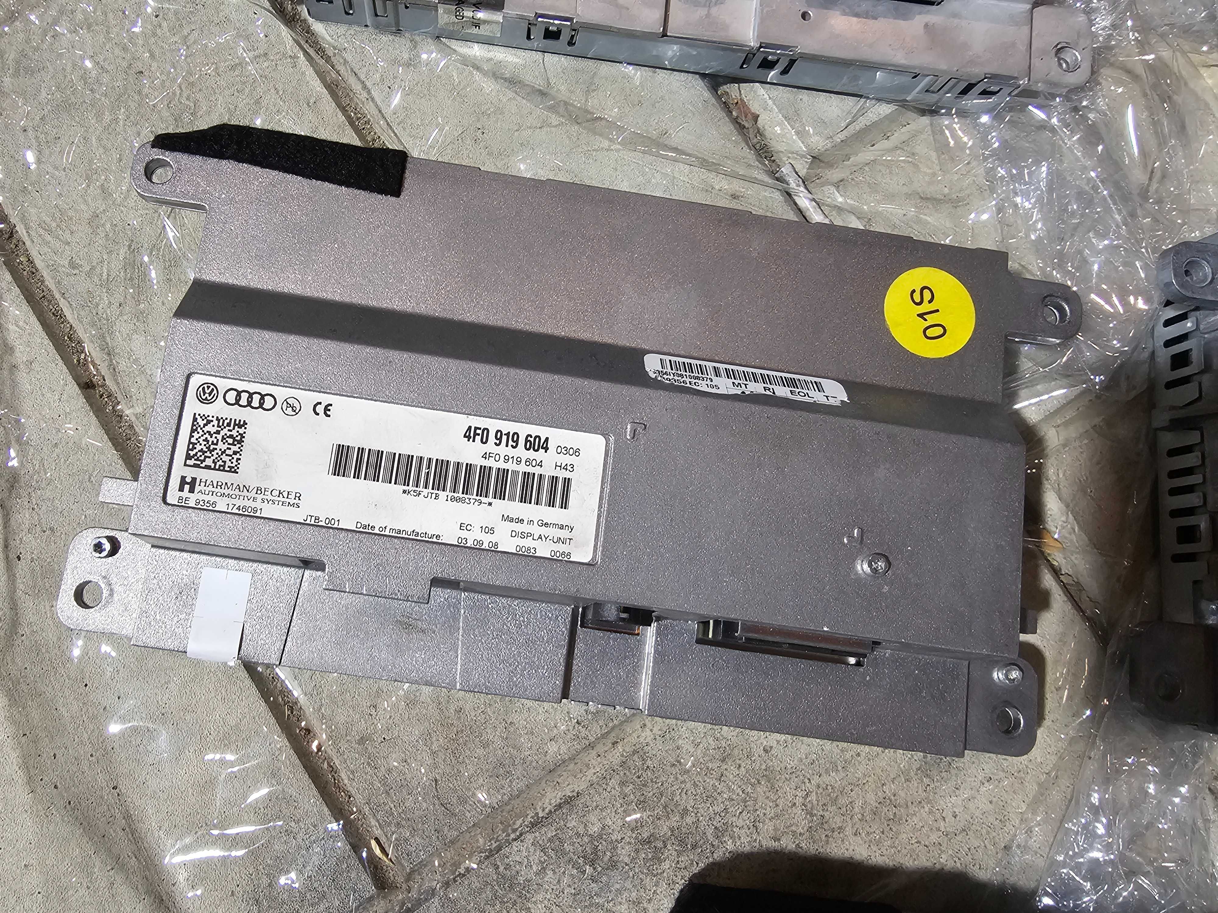 Wyswietlacz ekran MMI a6 c6 Q7 lift 4F0