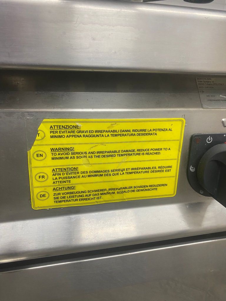 Panela de pressão basculante industrial, usada mas em bom estado