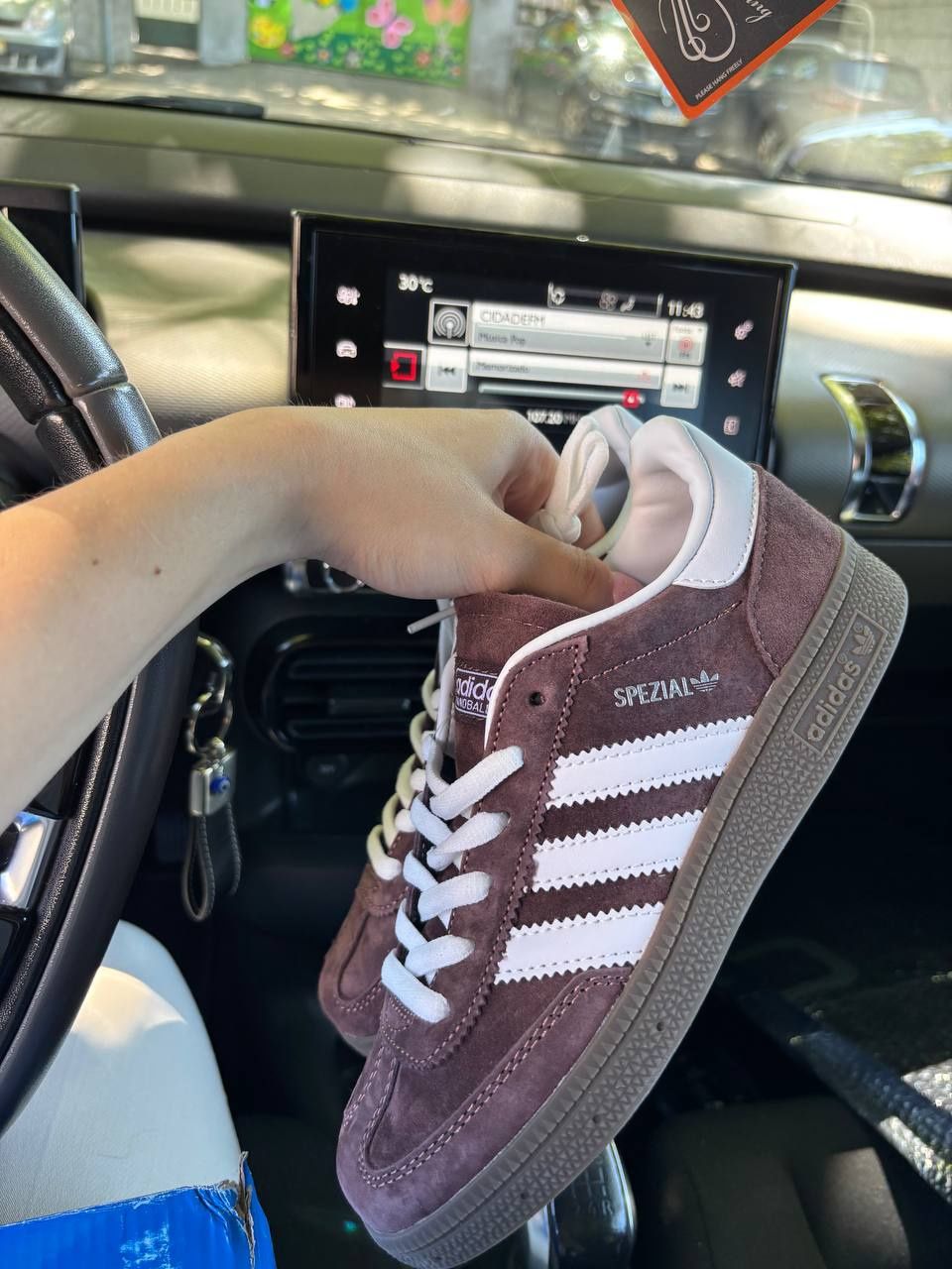Tênis Adidas Spezial