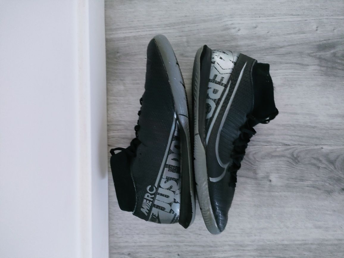 Sapatilhas Futsal Nike Mercurial Superfly