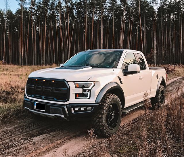 Ford F-150 переделка в RAPTOR бампера, капот, борта, решетка, крылья..