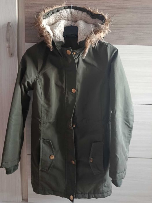 Kurtka zimowa, parka dla dziewczynki r.140