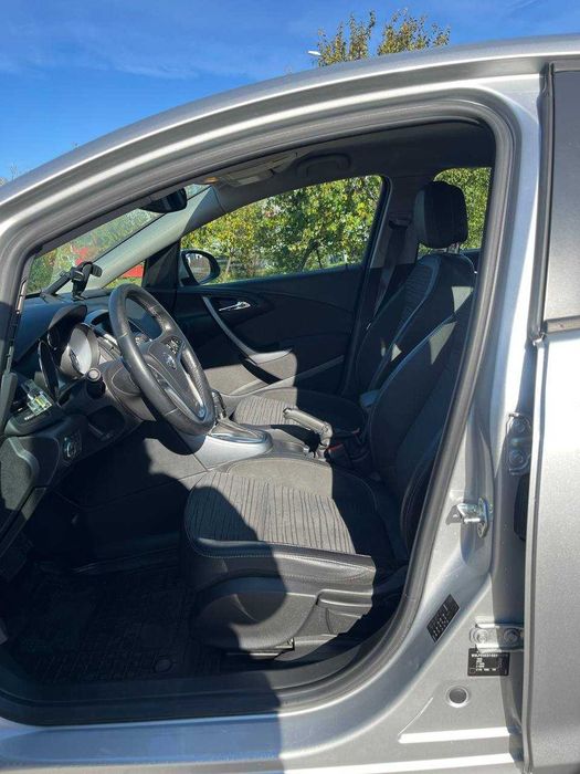 Opel Astra IV покоління/J (FL)  2016