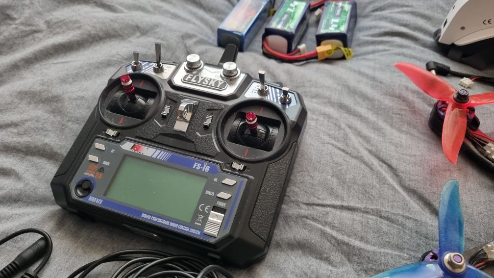 Kit Iniciação nos Drones FPV | Eachine Wizard X220
