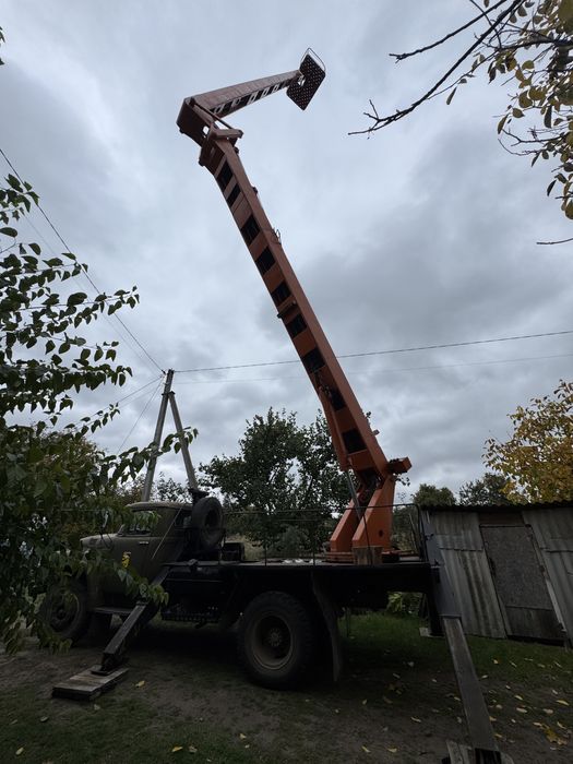 Продам автовишку в чудовому технічному стані.