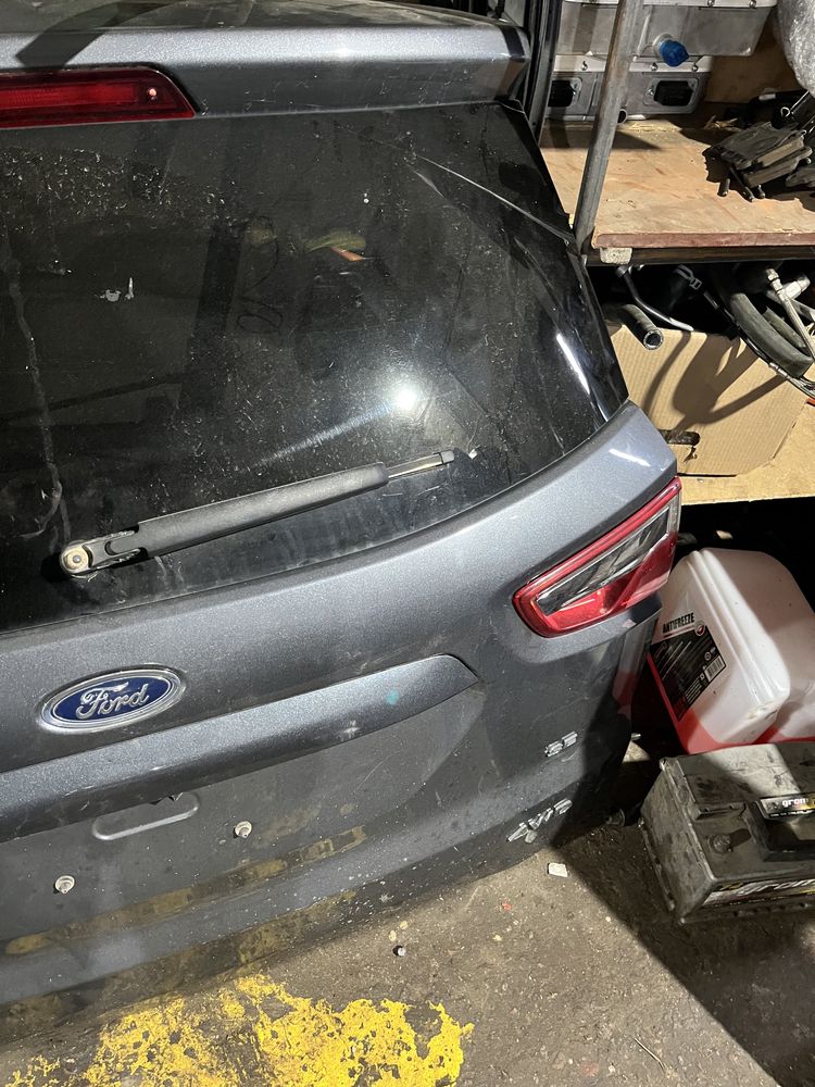 Ford ecosport ляда двері дверь задня ліва права 18-22