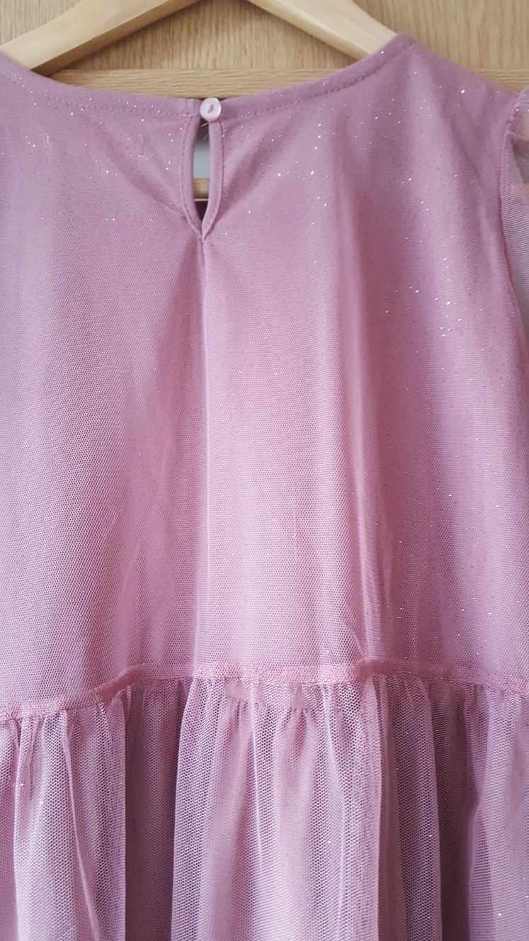 Tiulowa sukienka dla dziewczynki 146