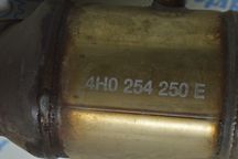 Катализатор правый после коллектора 4.2 Audi A8 D4 10-17 (01) 4h025425