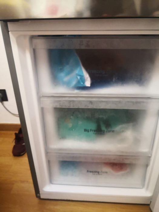 Frigorifico LG Cinzento