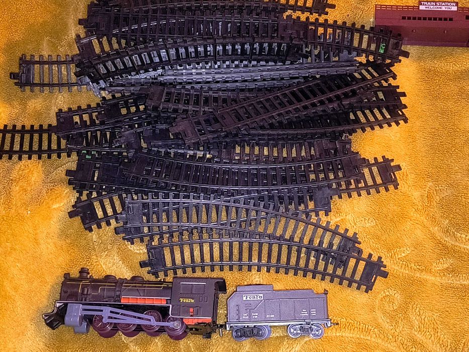 Kolejka elektryczna FENKA. Stan bardzo dobry.