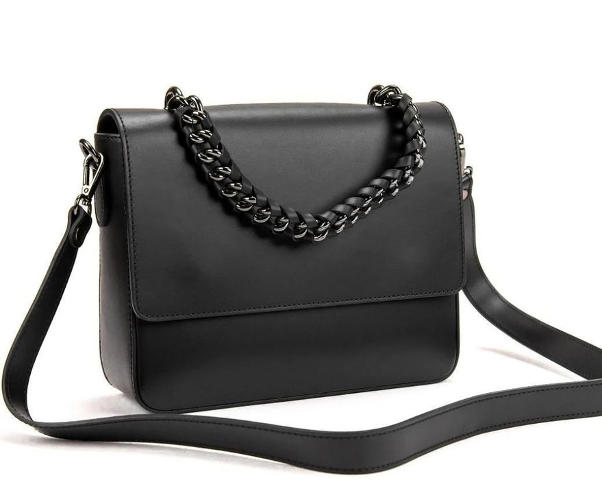 Кожана сумка. Італія.

MADE IN DALY

MADE IN DAL