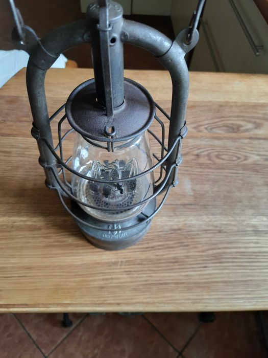 Stara lampa naftowa górnicza 6 D.R.PATENT, oryginalne szkło z napisami