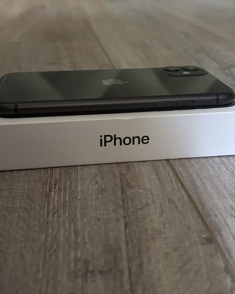iPhone 11 128GB б/у