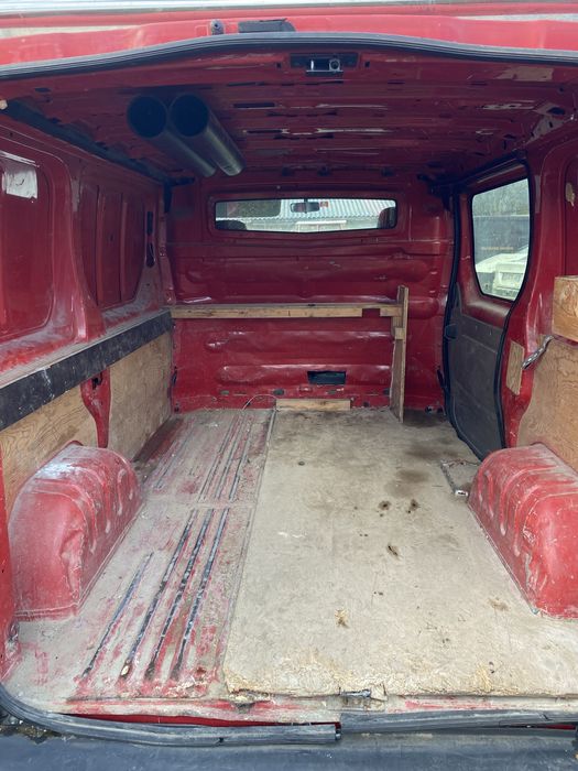 Opel vivaro 2.5 cdti