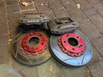 hamulce nissan skyline GTS-T R33: zaciski i skręcane tarcze 200sx s15
