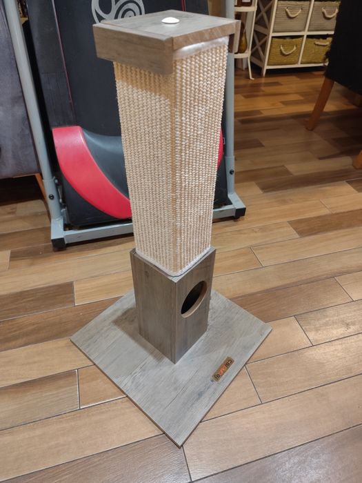 Mały, zgrabny DRAPAK dla KOTA Feandrea UŻYWANY