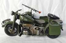 Duży Wojskowy MOTOR z koszem pojazd RETRO ruchome koła 38cm karabin