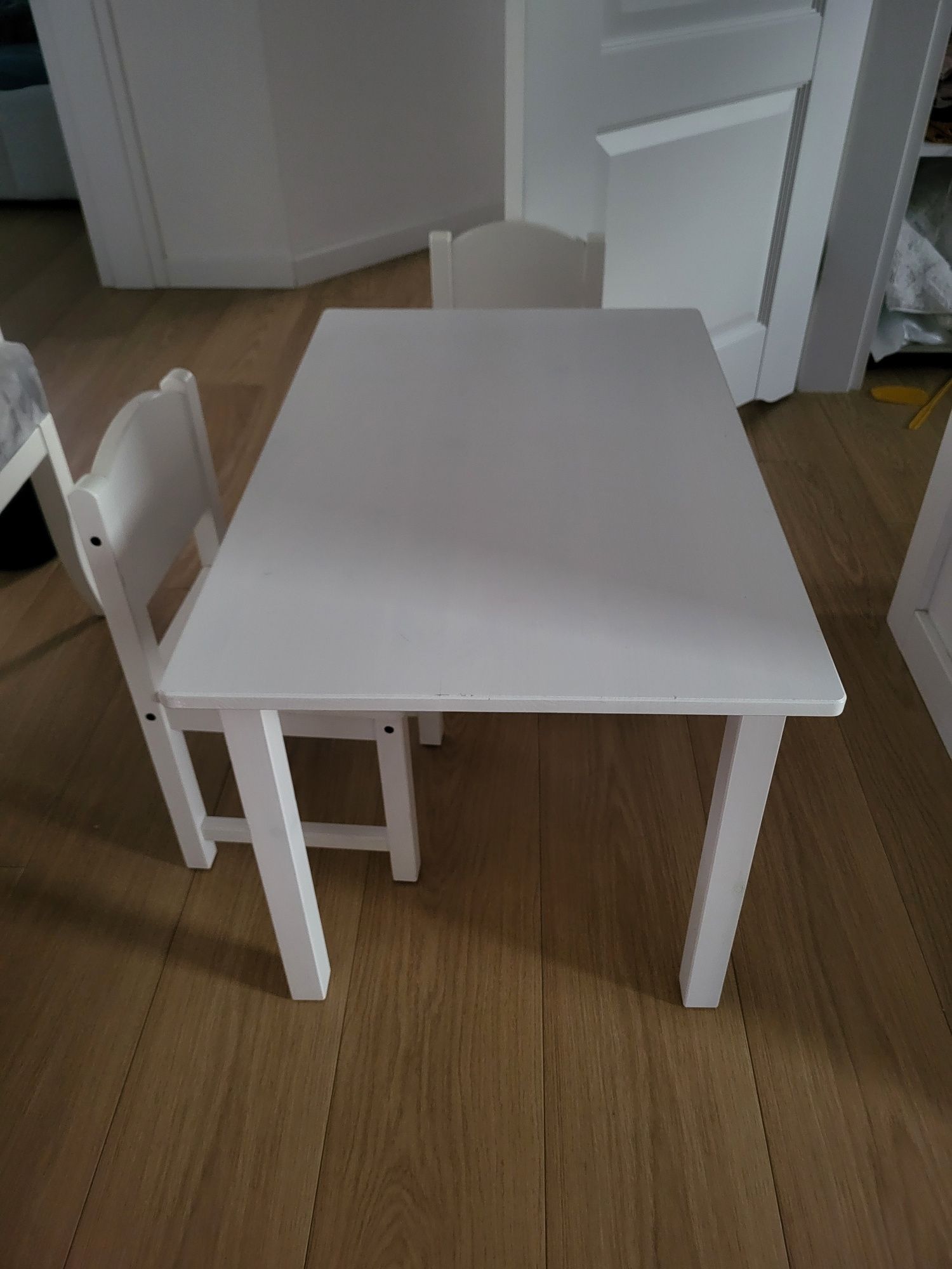 Stolik + 2 krzesełka Ikea Sundvik