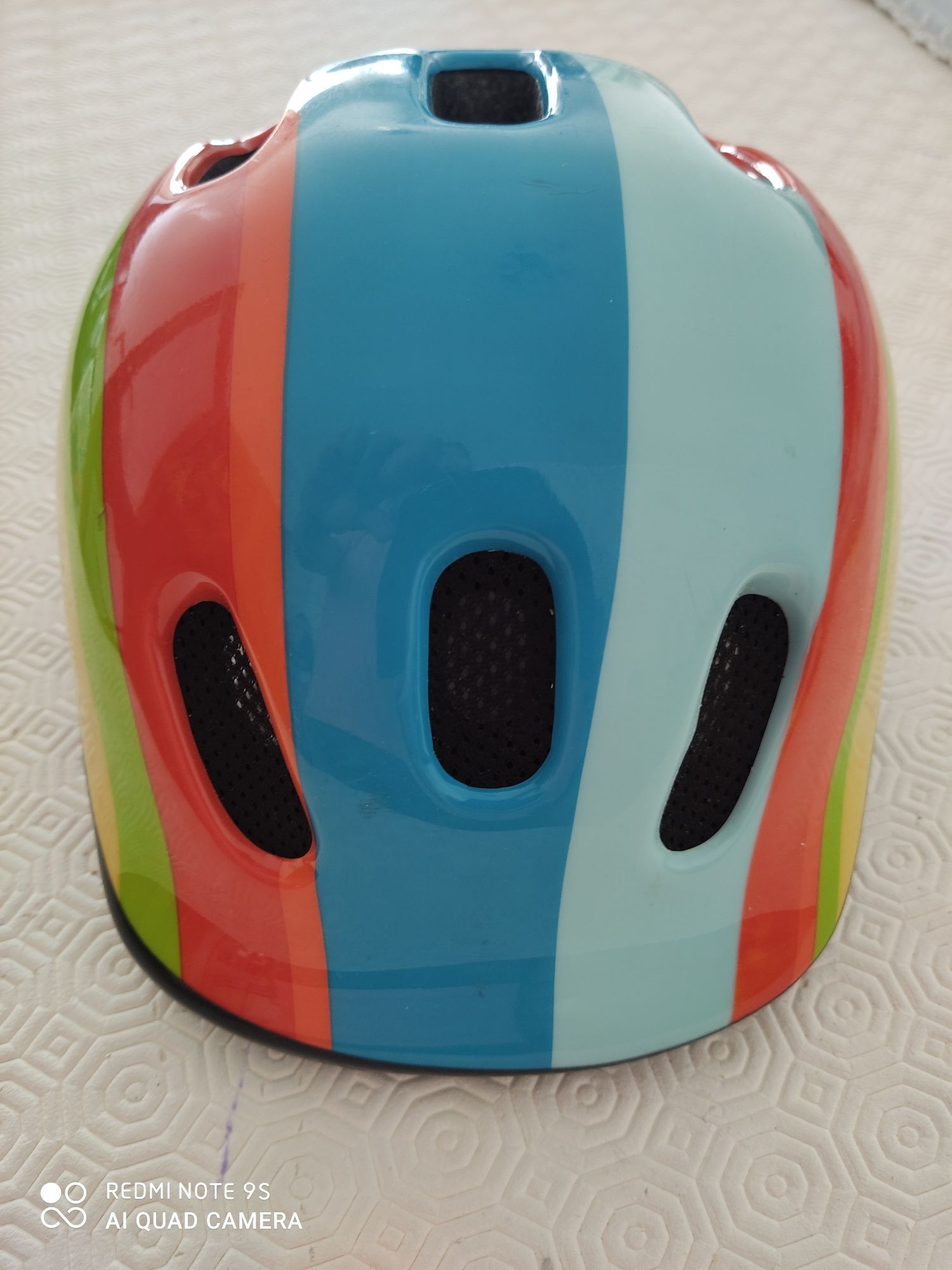 Capacete de criança da Polisport