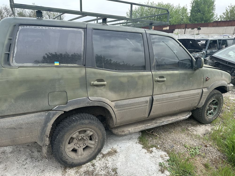Разборка запчасти Нисссан Терано Nissan Terrano террано 2001 2002 2.4