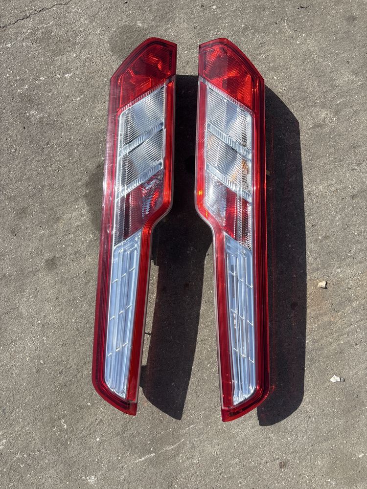 Transit custom 12-18 lampa tył tylna lewa prawa Eu