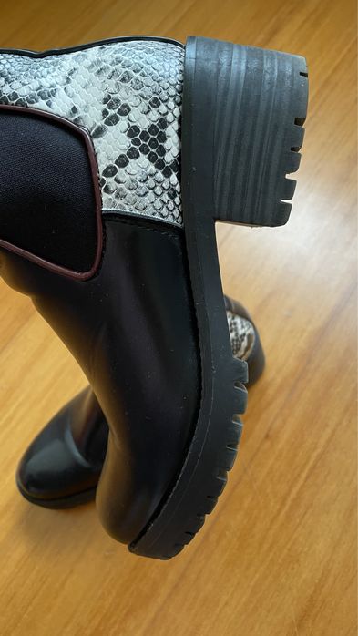Botas tamanho 37