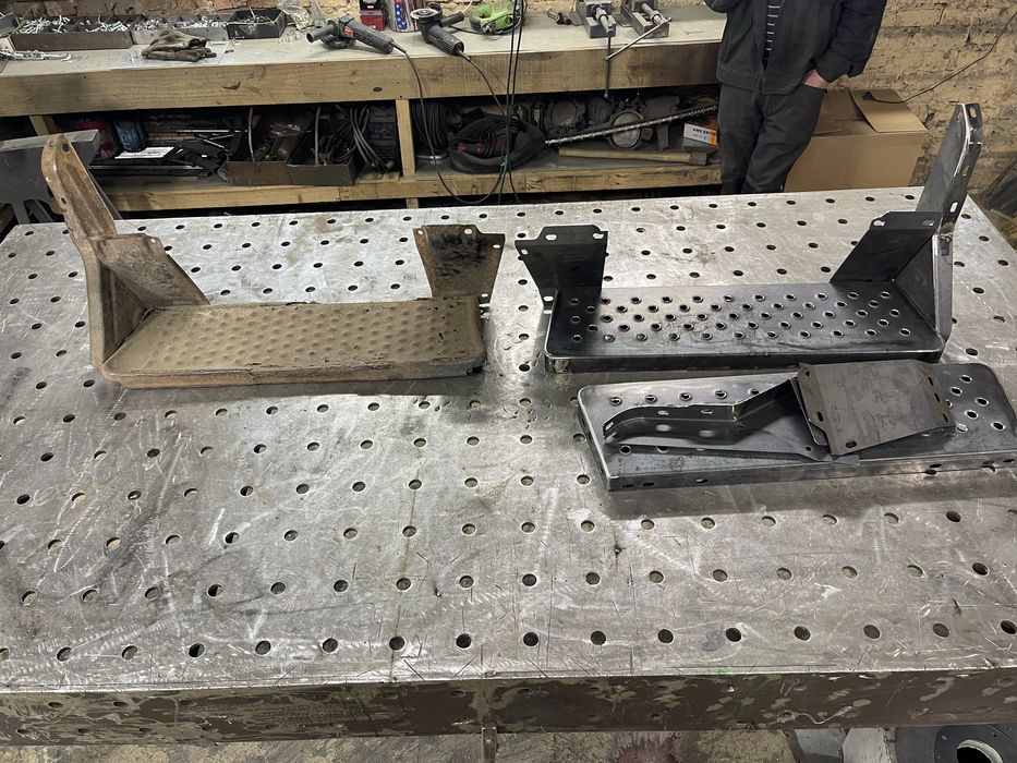 Підніжки ЗИЛ 130. ГАЗ 53. САЗ 3307. Бампер САЗ