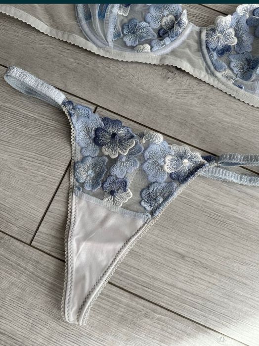 Сексуальна білизна р.М 75в