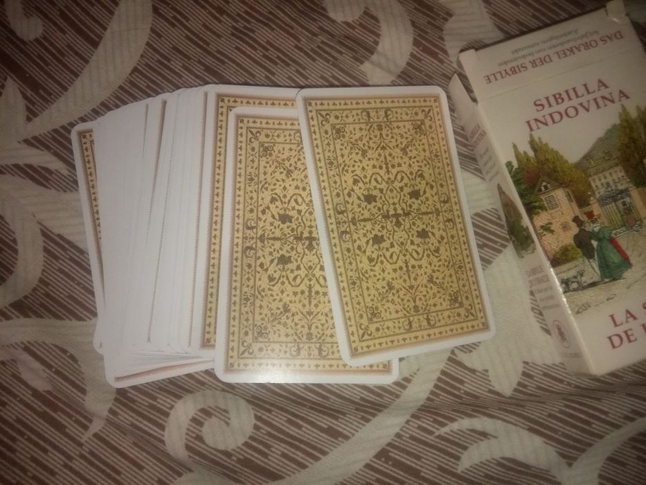 Гадальные карты таро lo scarabeo оракул Сивиллы