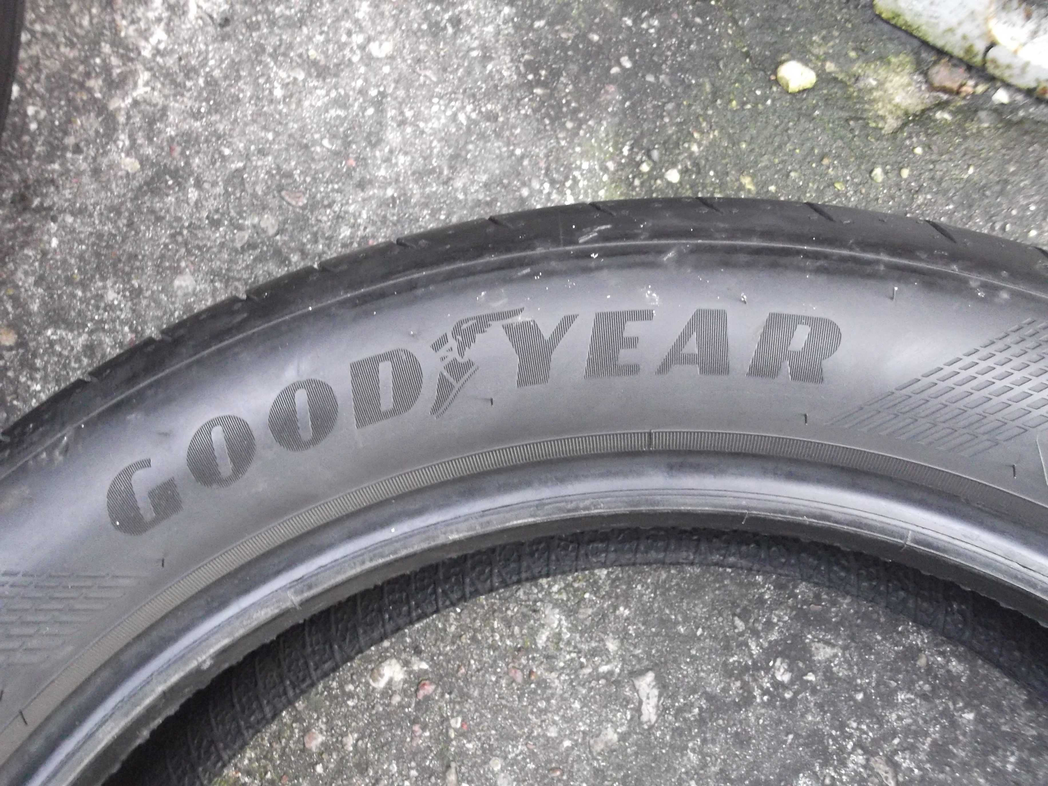 Opony 215/50/18 Goodyear 4szt DEMO