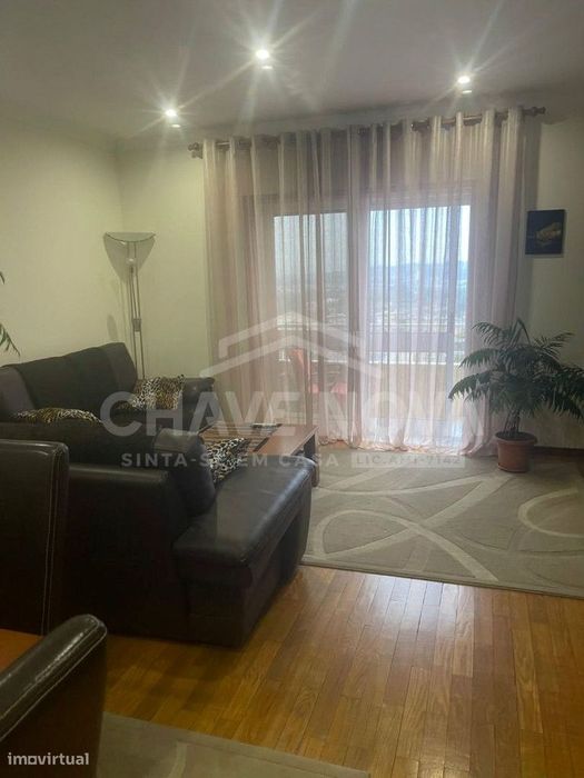 Apartamento T2 em Águas Santas, Maia