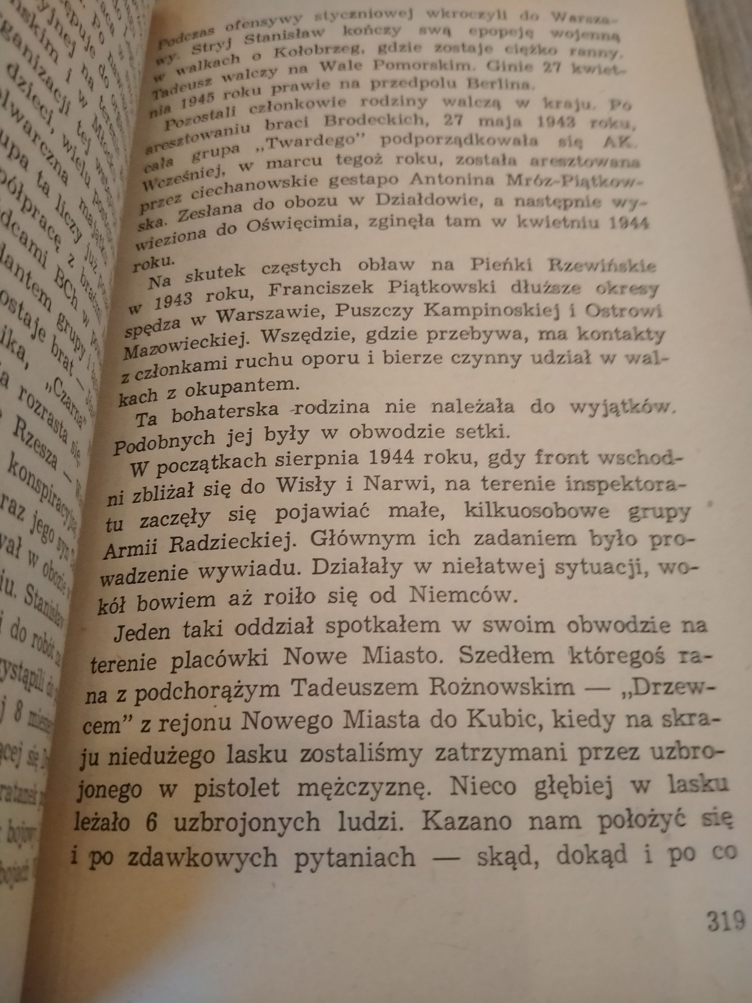 Między Marsem a Ateną Stanisław Biskupski Wspomnienia wojenne nauczyci