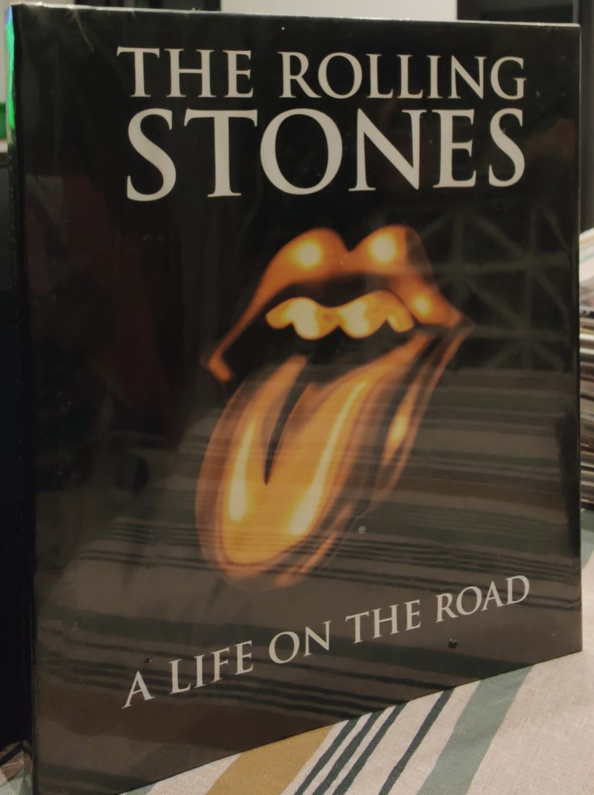 Livro Rolling Stones - A LIFE ON THE ROAD