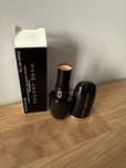 Korektor Marc Jacobs