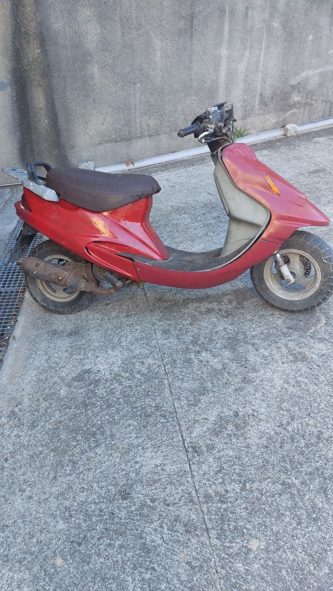Kymco Scout KB 50 - completa para peças