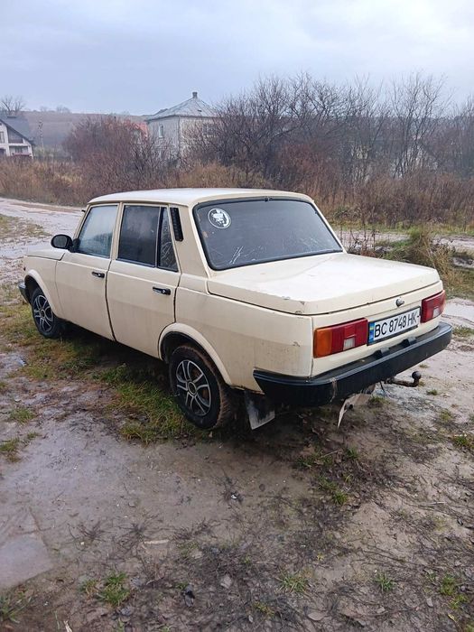 Авто Wartburg в хорошому стані